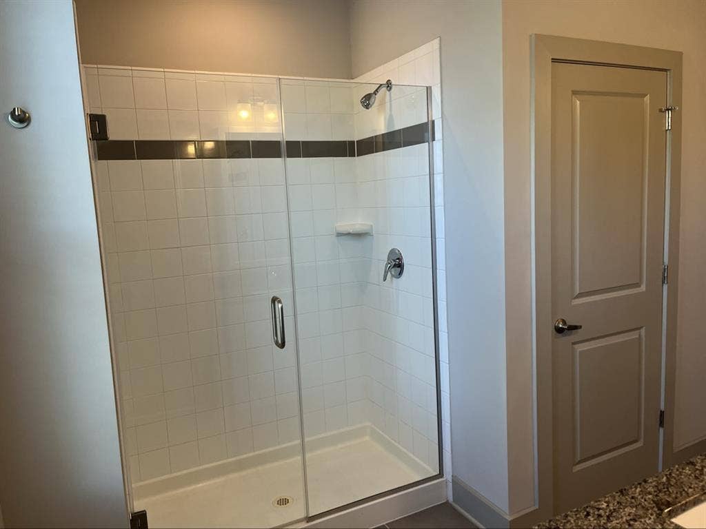 Master bed and bathroom!!