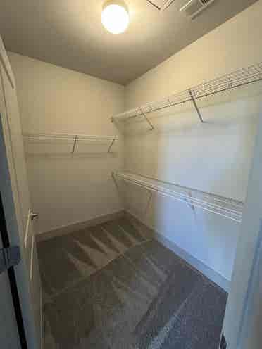 Master bed and bathroom!!