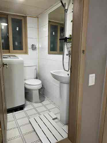 Female only 1 Room Available