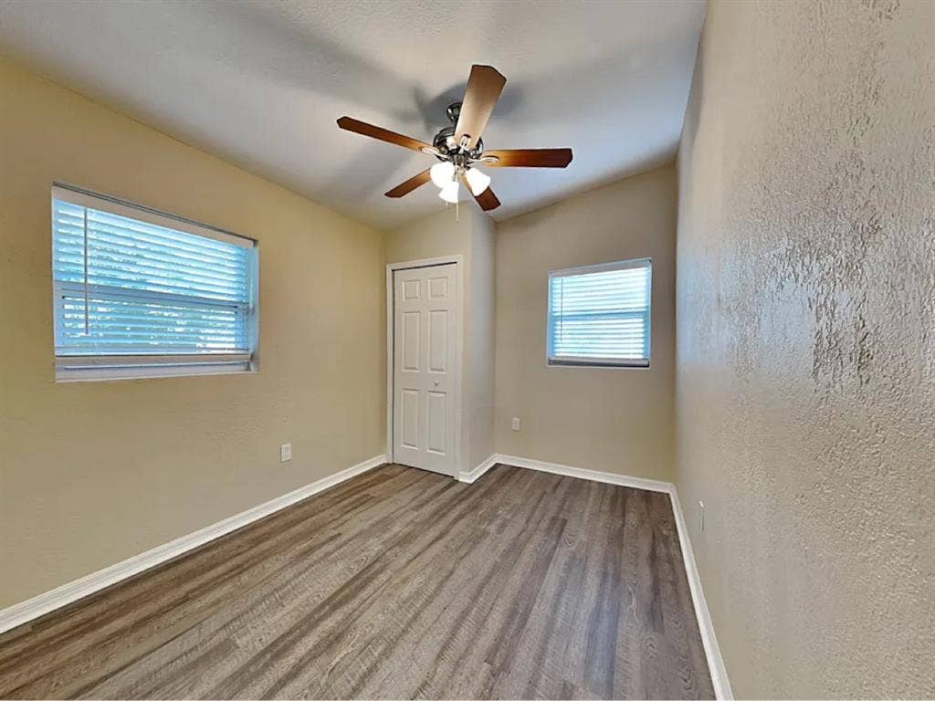 Spacious Rooms For Rent