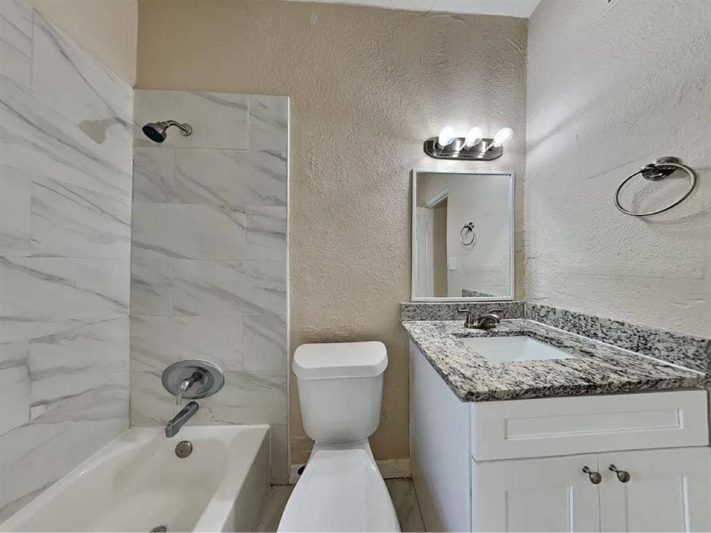 Spacious Rooms For Rent