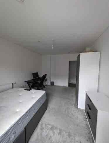 Room for rent from may to sep/oct