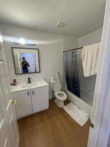 Renting a furnished room , private