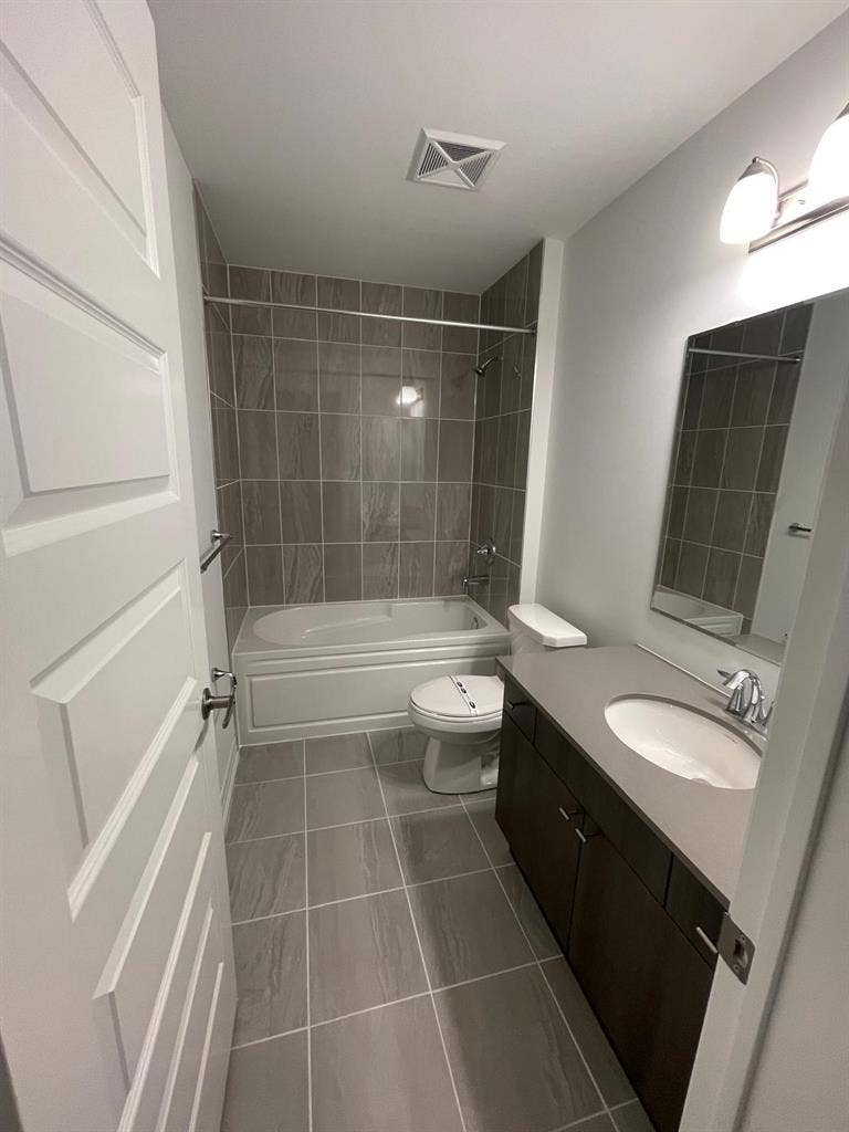 2 Bedroom plus Den Condo Milton