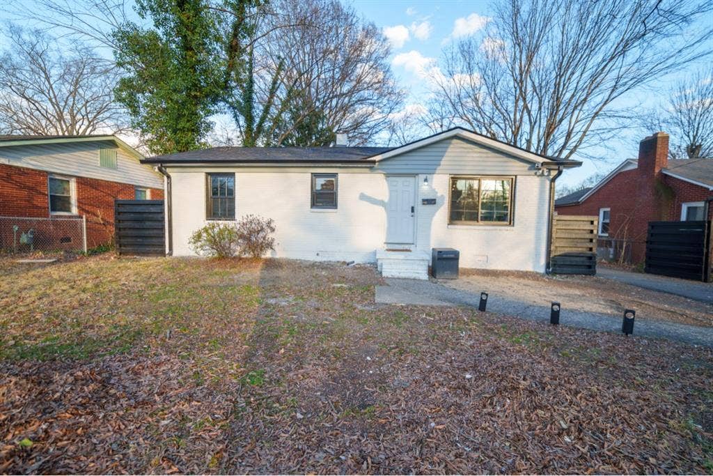 NODA Bedroom available