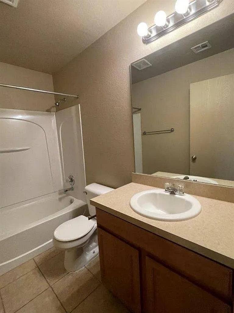 One Bed/Bath $/mo