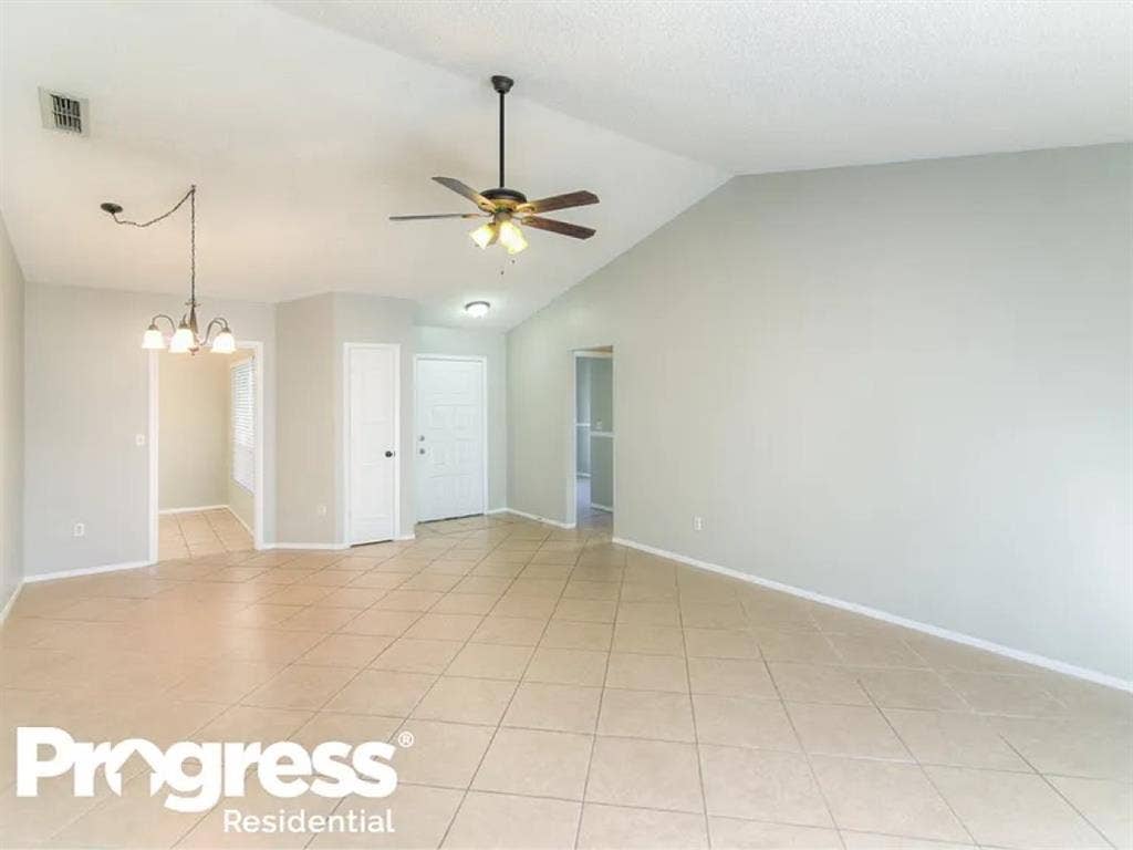 2 bedroom available