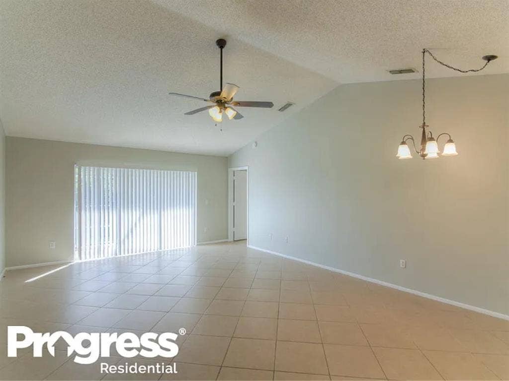 2 bedroom available