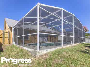 2 bedroom available