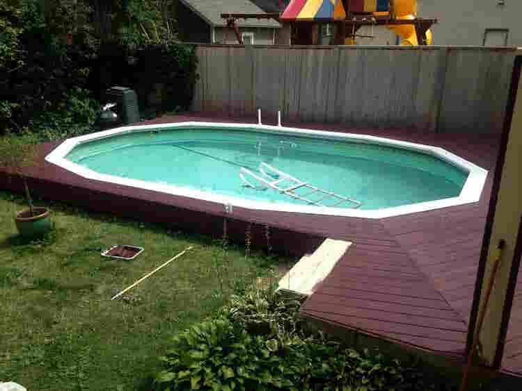 Large upper BR in single fam home