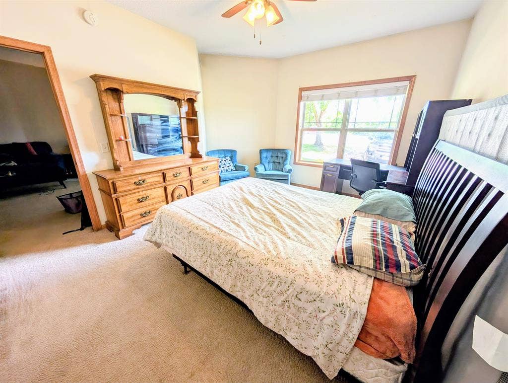 Modern Condominium Prime Area!