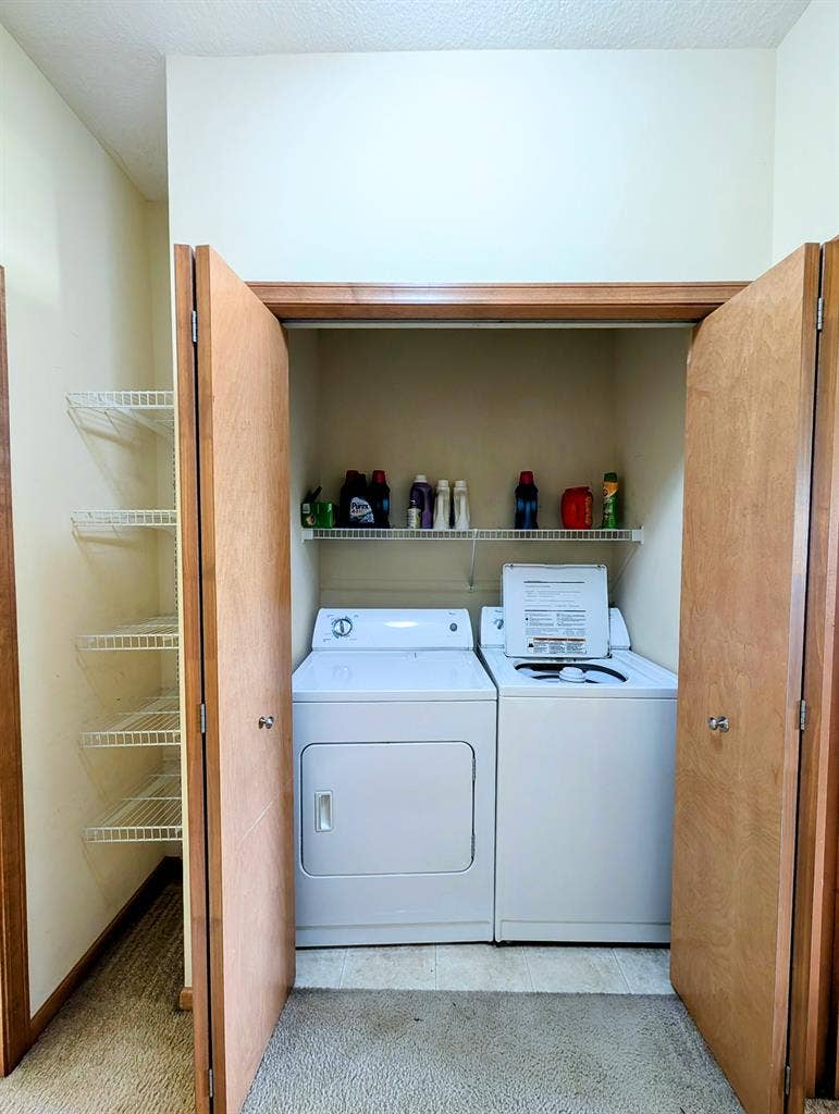 Modern Condominium Prime Area!