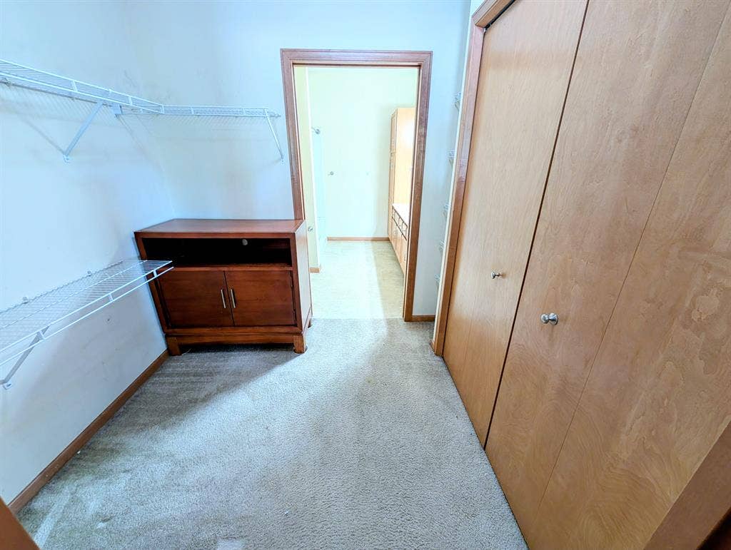 Modern Condominium Prime Area!