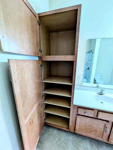 Modern Condominium Prime Area!