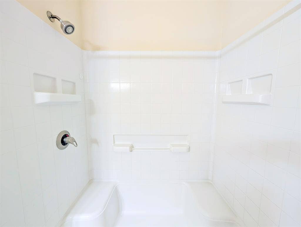 Modern Condominium Prime Area!