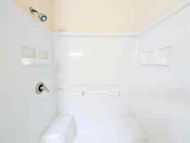 Modern Condominium Prime Area!