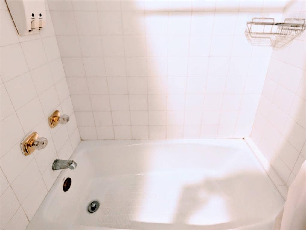 Private Room & Bath