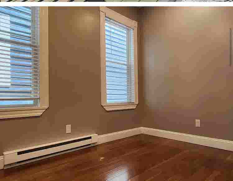Seeking roommate Eastie