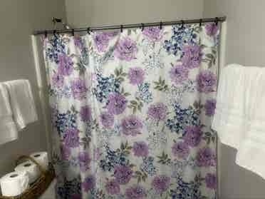 PVT EXCELLENT ROOM AVAILABE MAY/