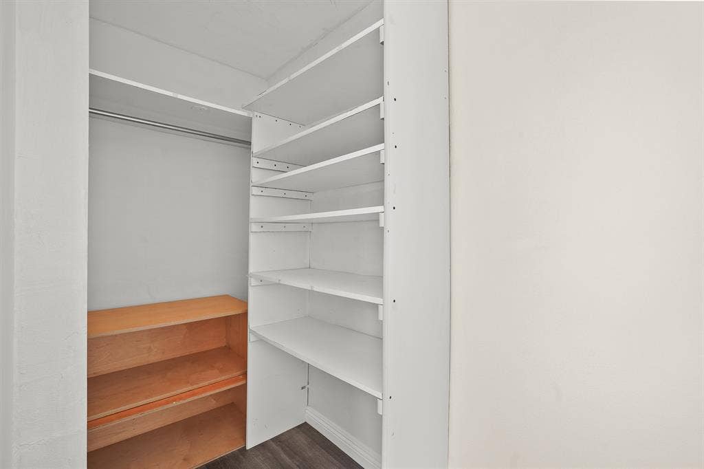 Sunset Strip Spacious 3bd+Den, Pool