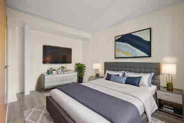 Sunset Strip Spacious 3bd+Den, Pool