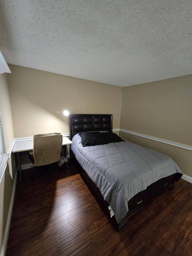 MASTER BEDROOM WITH PRIVATE BATH