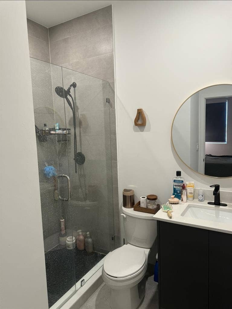 Room available for rent