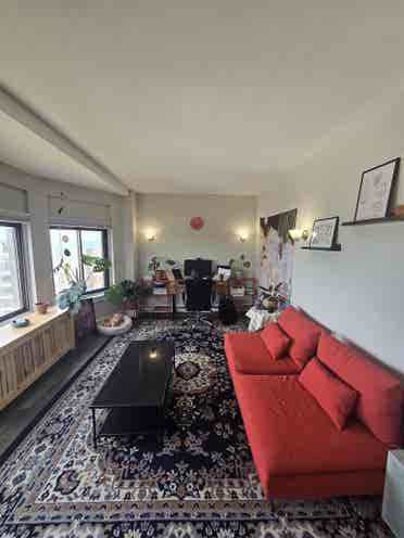 Looking for a Roommate~!