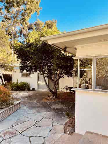 One BR in Dreamy Pasadena Home