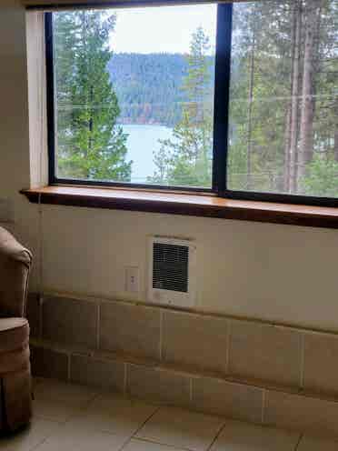 Creative lakeside zen sanctuary