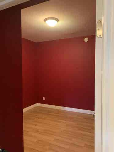 1 BEDROOM in 2 BEDROOM APARTMENT