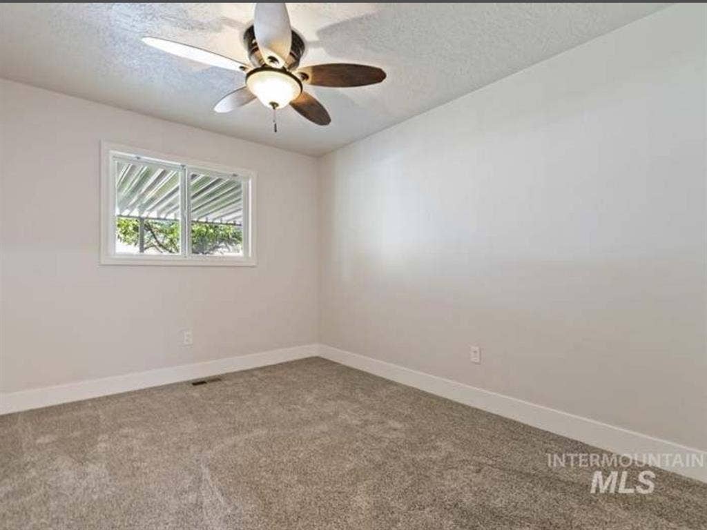 Room for rent in Nampa