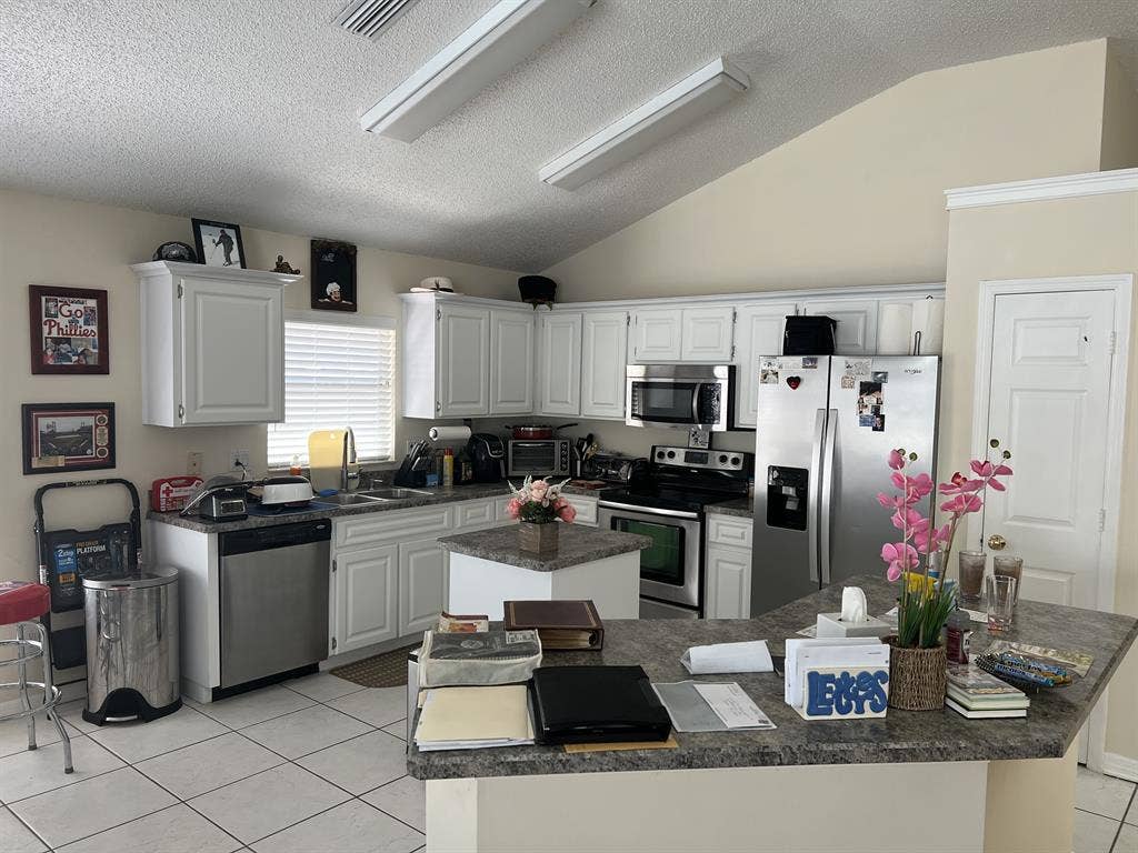 Great Room Tampa / Westchase House