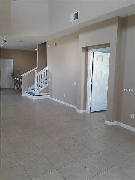Private Room/Bath Near UCF
