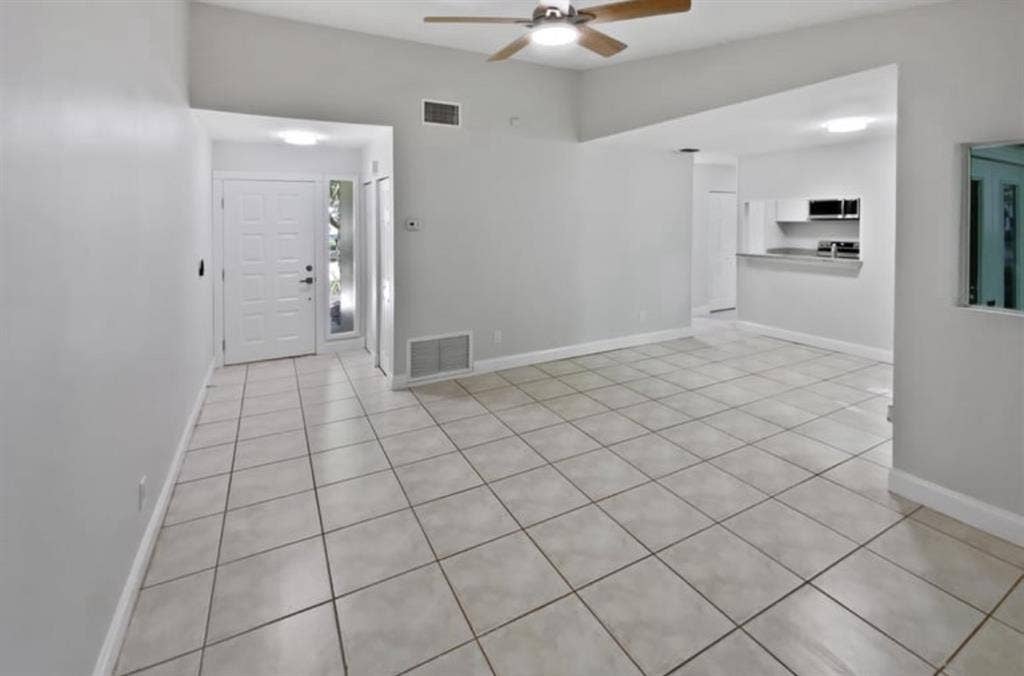 Nice Baths available