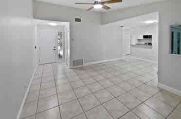 Nice Baths available