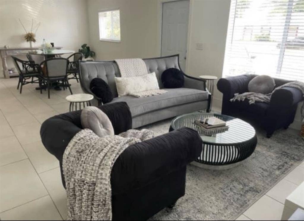 Private furnished bedroom $