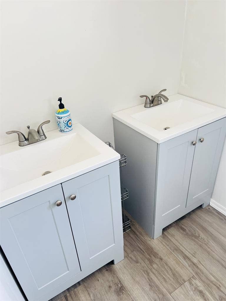Furnished master bedroom for rent