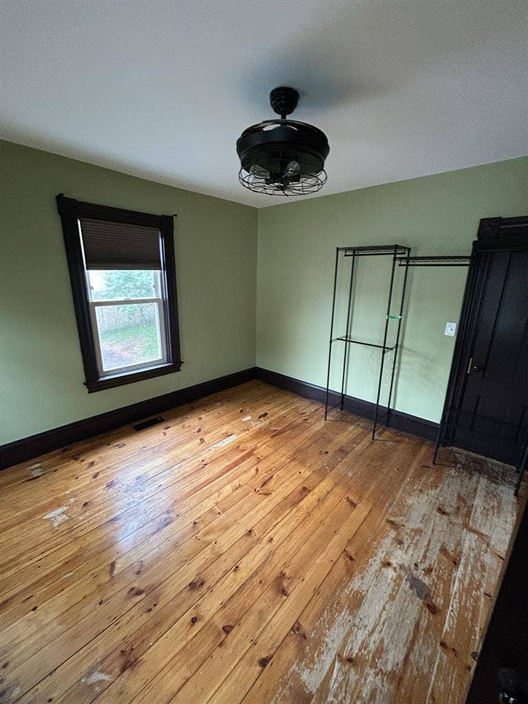 room for rent