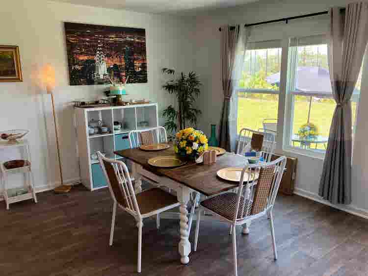 Cozy furnished room & private bath