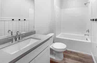 Cozy 4bed available