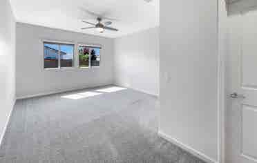 Cozy 4bed available