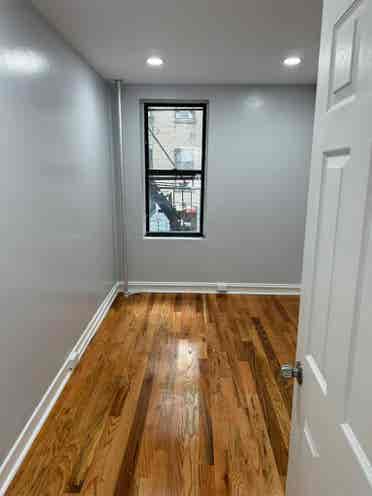 Room Available in Union City