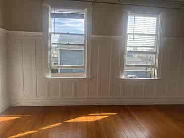 Bright LARGE Master bedroom
