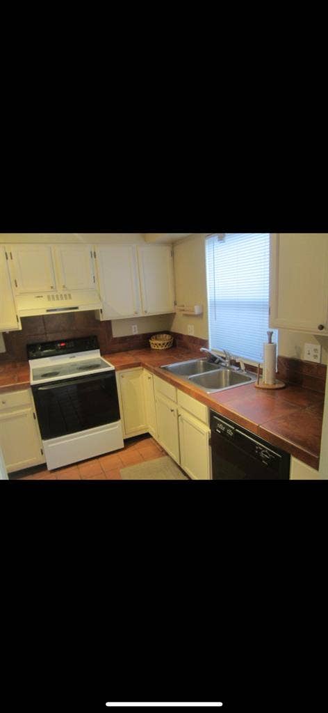 1 Room Available Starting in July