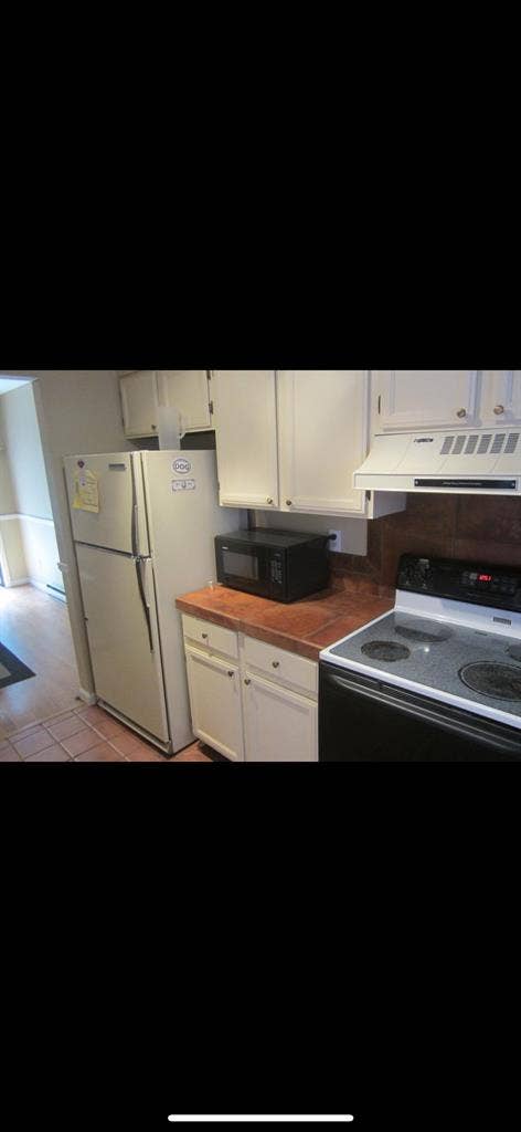 1 Room Available Starting in July