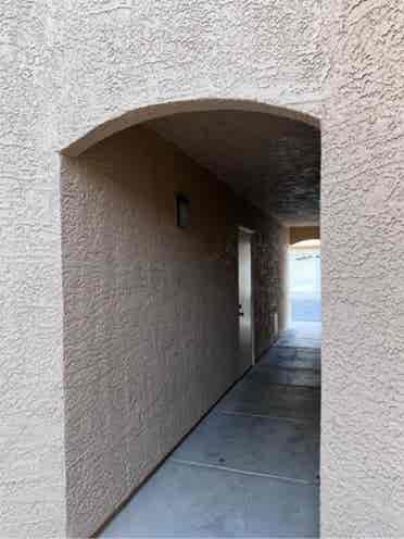 Looking for a roommate situation