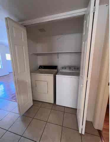 Looking for a roommate situation