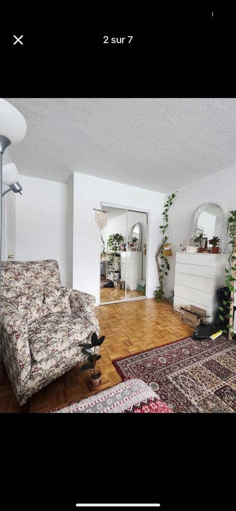$ ROOM in MONTREAL