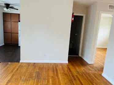 Looking for Roommate